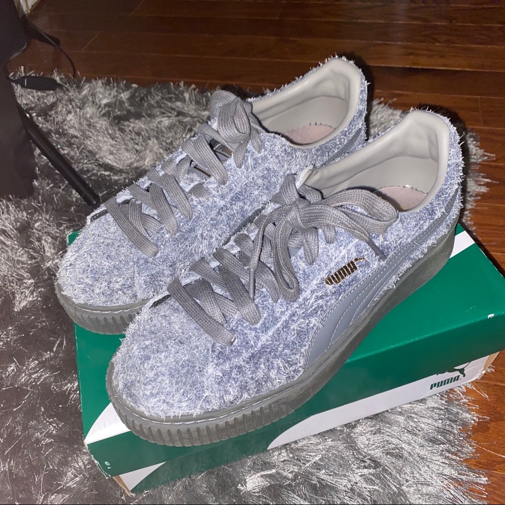 Grey Pumas